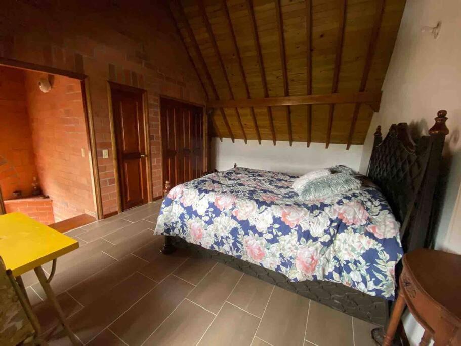 Hermosa Casa , Con Parqueadero En Rionegro Cerca Al Aeropuerto Villa Екстериор снимка