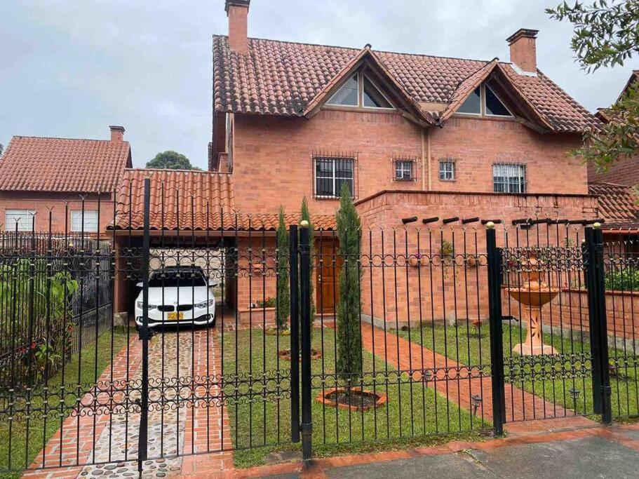 Hermosa Casa , Con Parqueadero En Rionegro Cerca Al Aeropuerto Villa Екстериор снимка