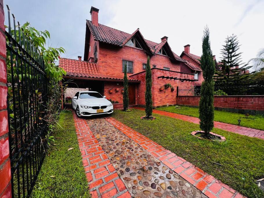 Hermosa Casa , Con Parqueadero En Rionegro Cerca Al Aeropuerto Villa Екстериор снимка